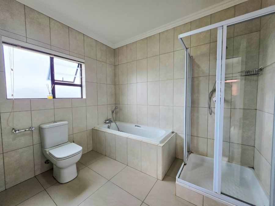 3 Bedroom Property for Sale in Wild Olive Estate Free State
